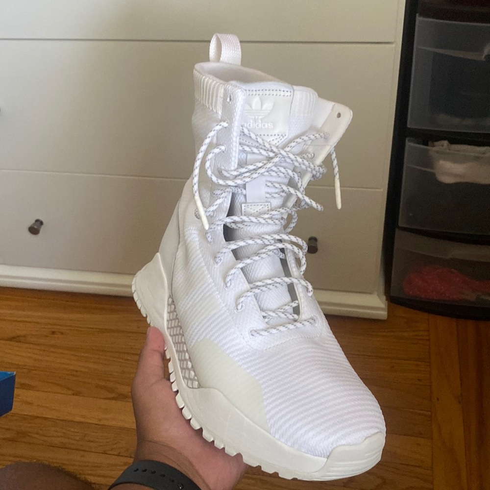 Addis shoes